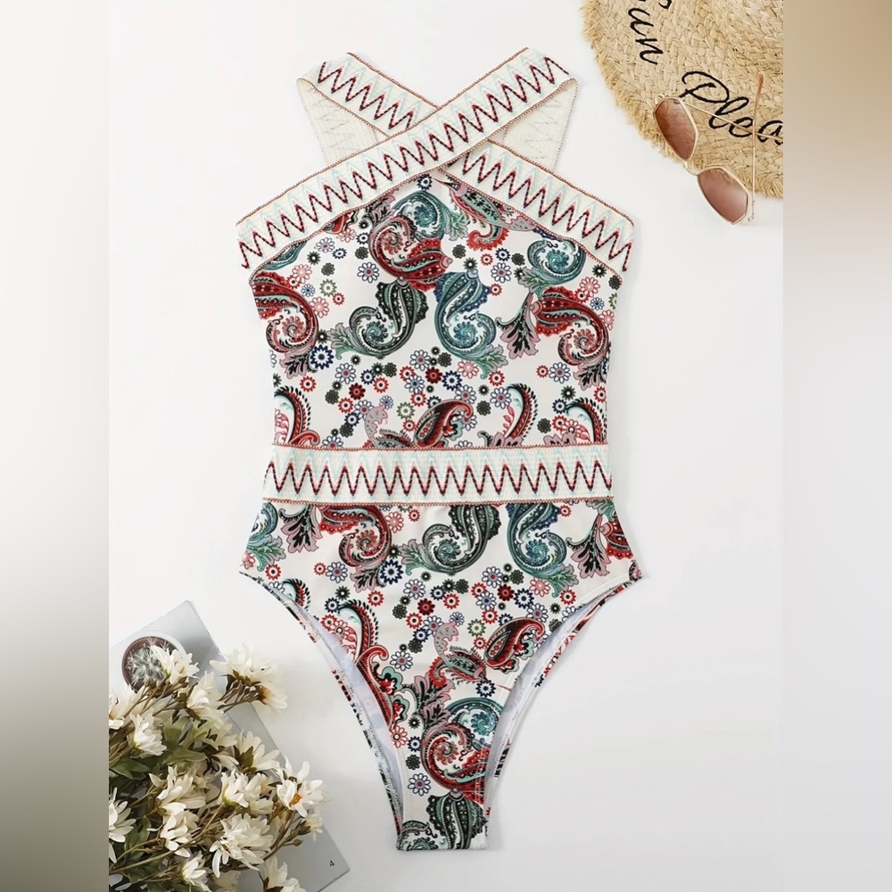 Scrollwork Print High Cut One Piece Swimsuit Size X-Large (12)